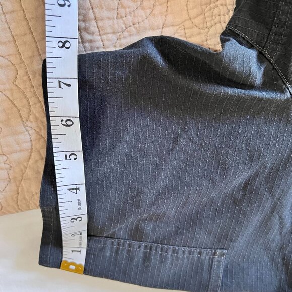 Carhartt Men's Slim Fit 6 pockets Scrub top black size L - Picture 12 of 13